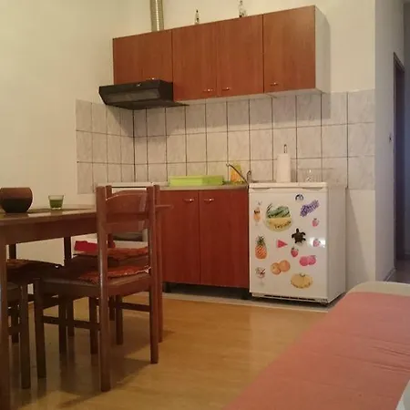 With Parking Space - 11782 טרוגיר