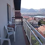 With Parking Space - 11782 * Trogir